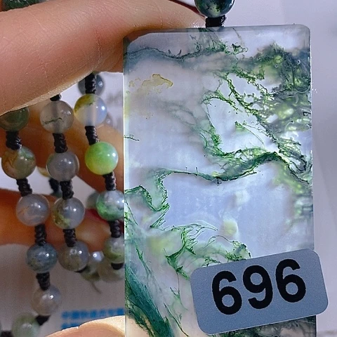 未镶嵌套链玛瑙/玉髓默*