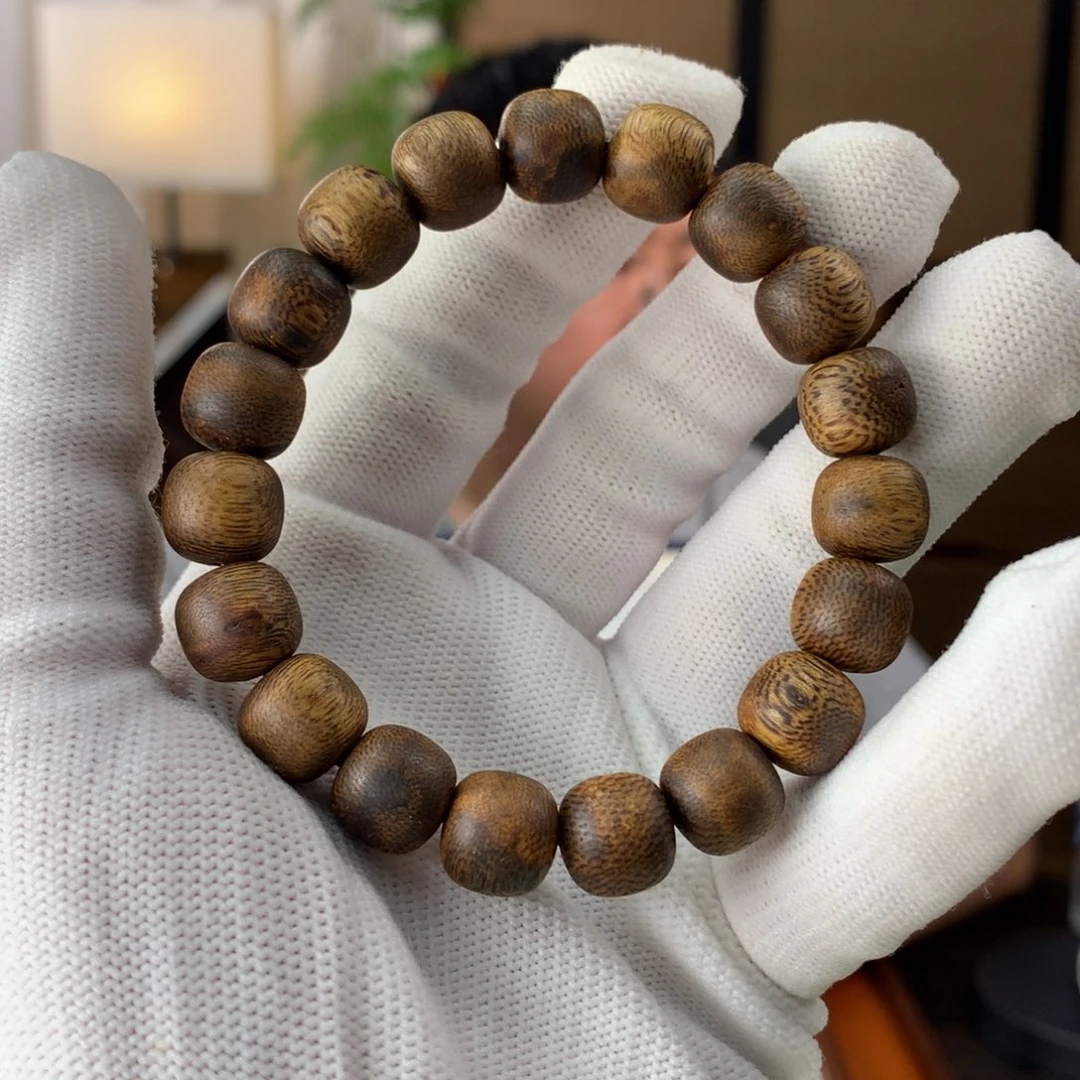 手串沉香11mm10克微瑕老型