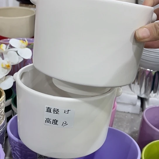 多肉绿植陶瓷花盆9.9包邮，有孔