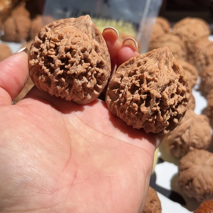 卷***柏核桃文玩核桃满天星精品