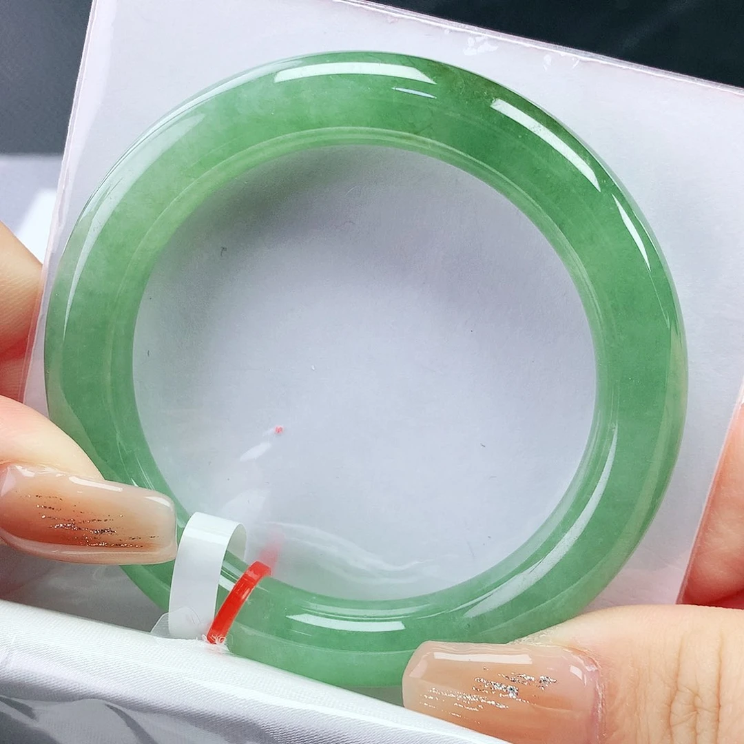 未镶嵌手镯翡翠52圈