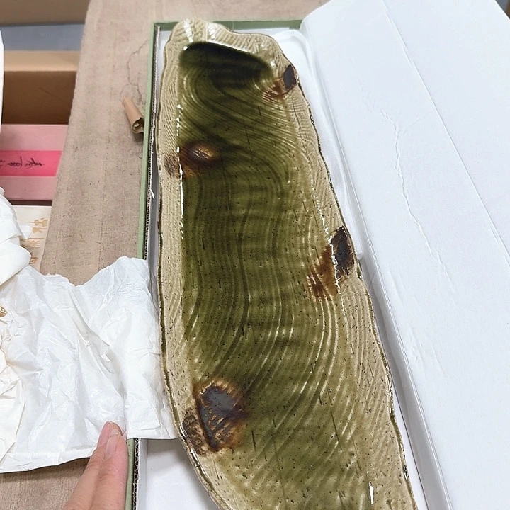 瓷片里*里噗哈哈哈哈哈哈哈哈哈我笑