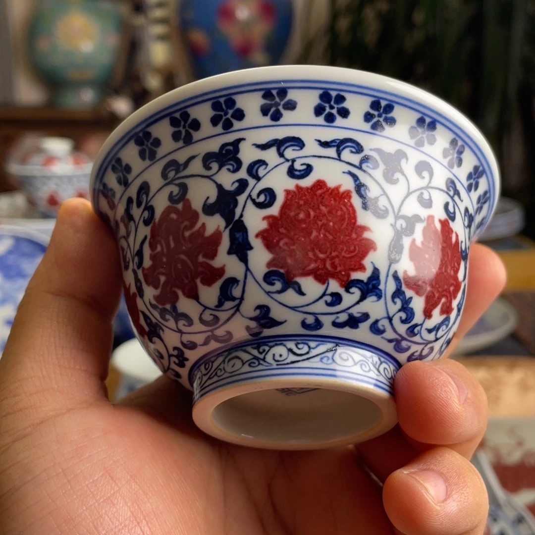 釉里红缠枝莲压手杯