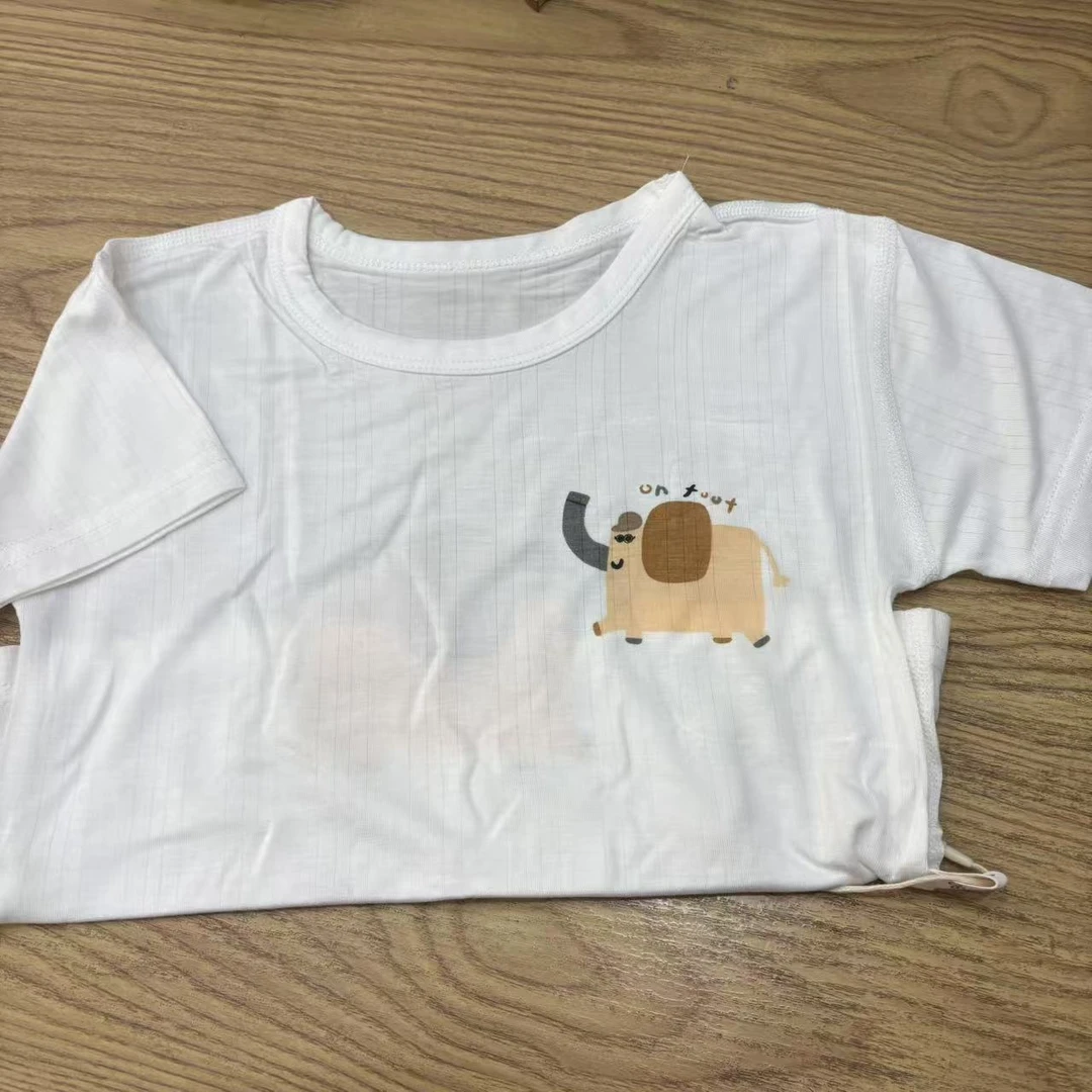 棒棒熊布婴谷白T恤