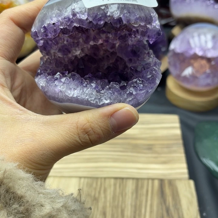 燕***了未镶嵌紫晶大型摆件（非配饰）