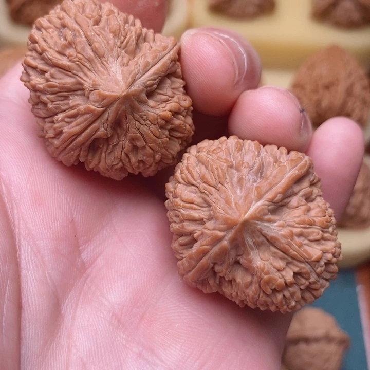 文玩核桃把件边34肚38全品大蒜头