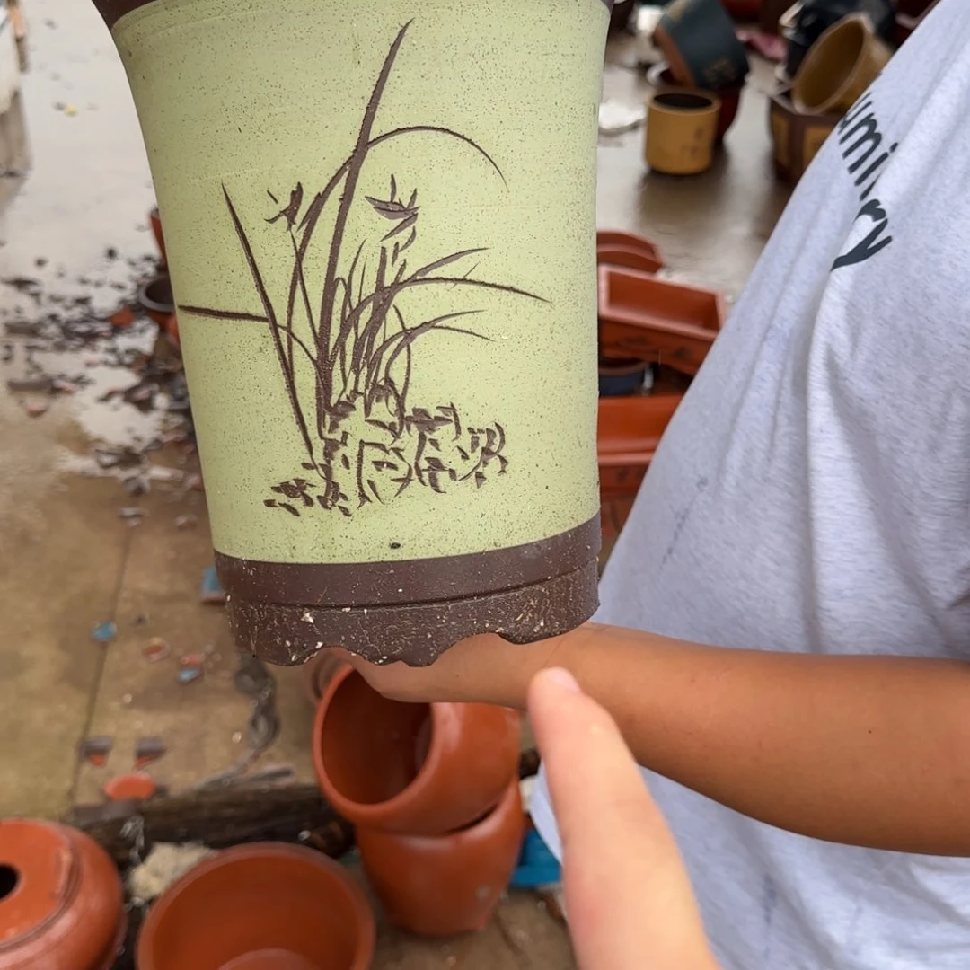 紫砂花盆瑕疵和瑕疵