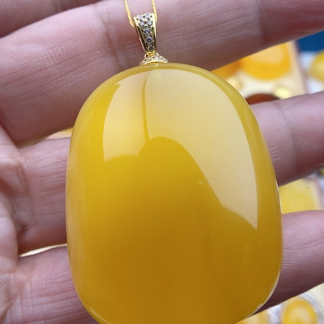 银S925镀金镶嵌颈饰琥珀