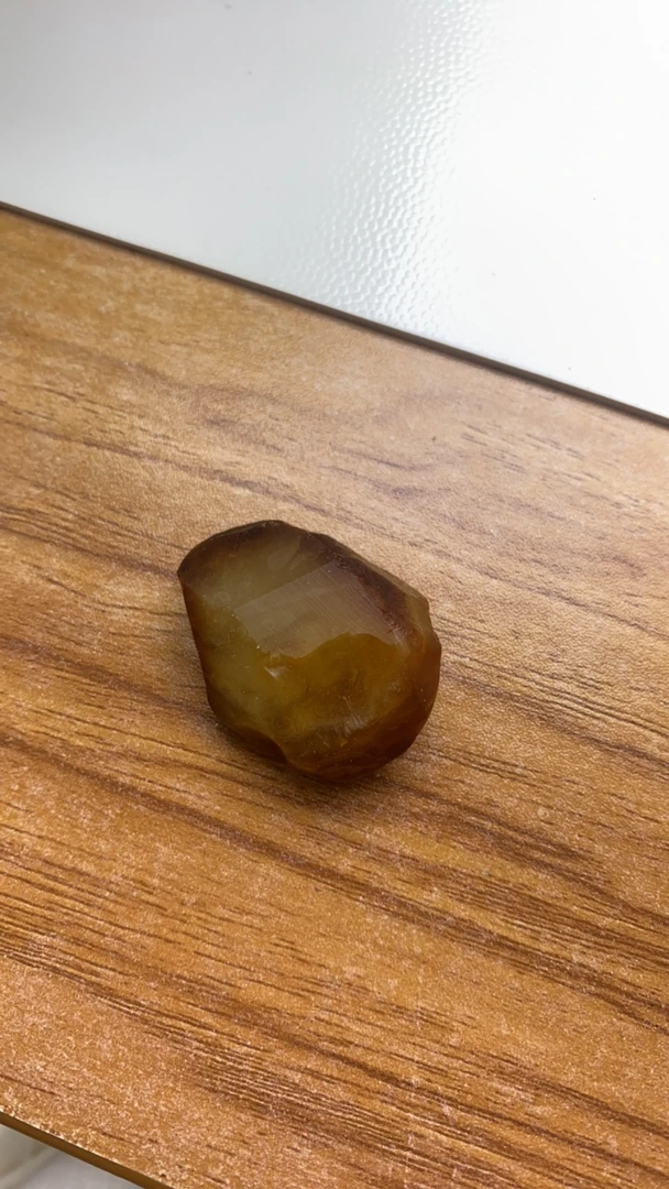 天然琥珀蜜蜡原石定制