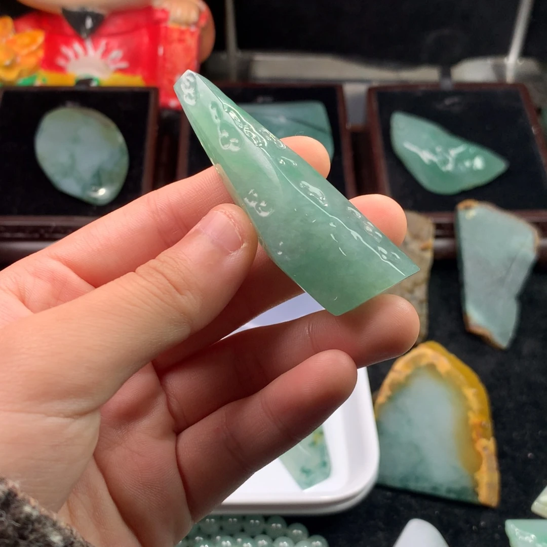 定制翡翠未镶嵌缅甸天然翡翠材料