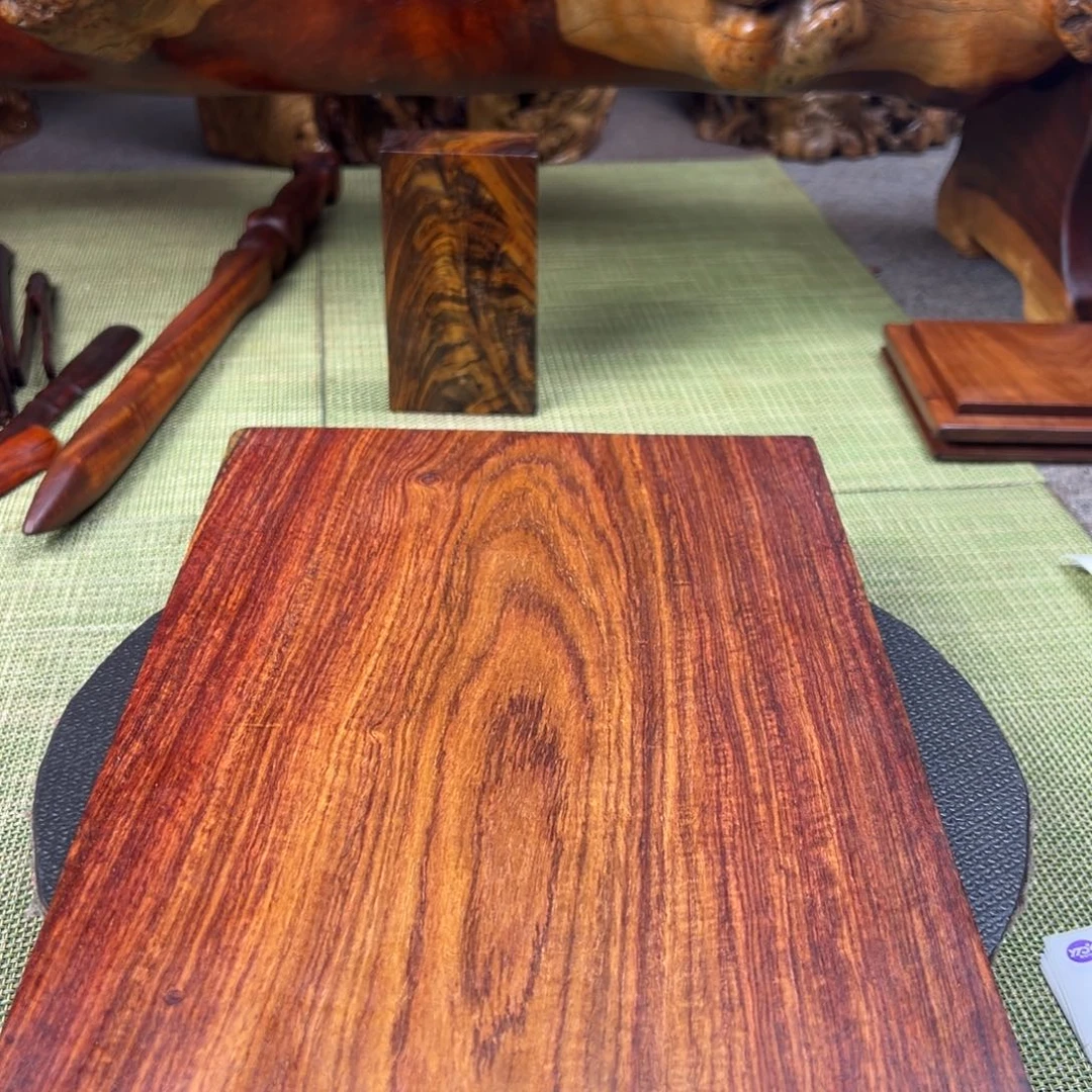 大果紫檀（缅甸花梨）水**8