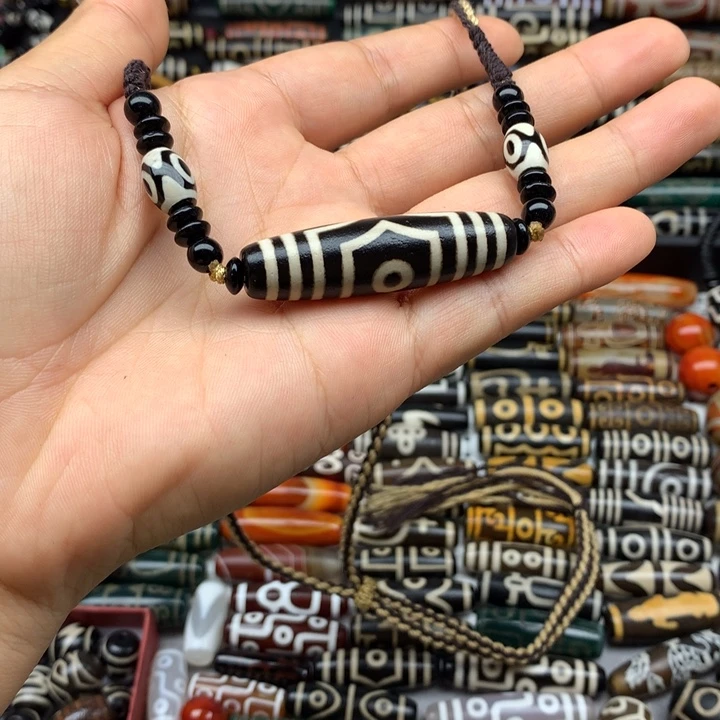 玛瑙/玉髓未镶嵌吊坠(赠链)