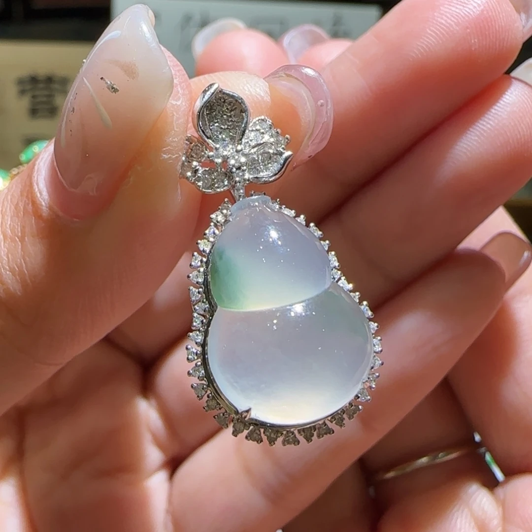 【闪购商品】翡翠颈饰18K金镶嵌缅甸