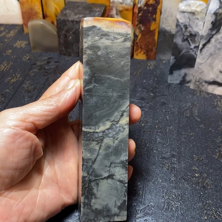 昌化鸡血石印章石