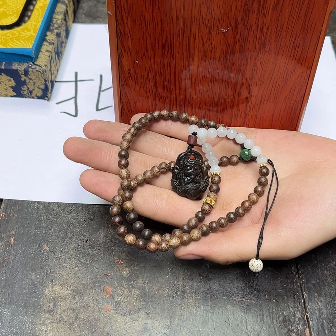 大叶紫檀（黑酸枝木类）