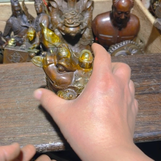 铜的。全清了一件不留