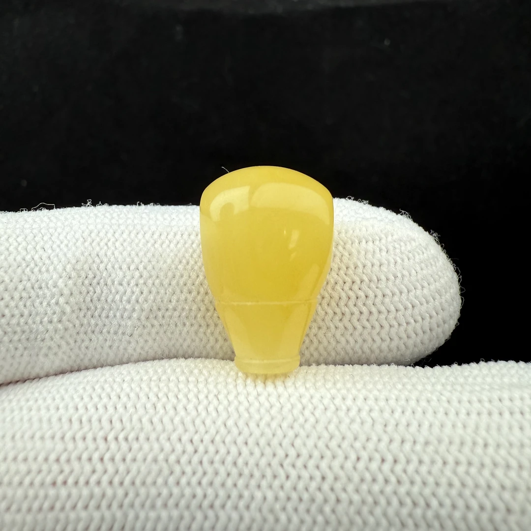 Z3786天然原矿蜜蜡 浓蜡三通 11.5*18mm支持复检