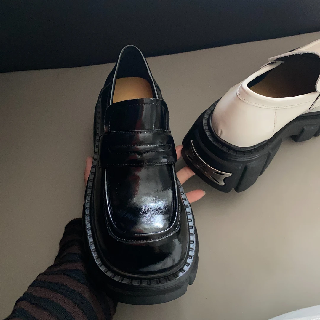 缇麦茵-<7cm>T259507时尚休闲百搭粗跟英伦风厚底复古乐福鞋