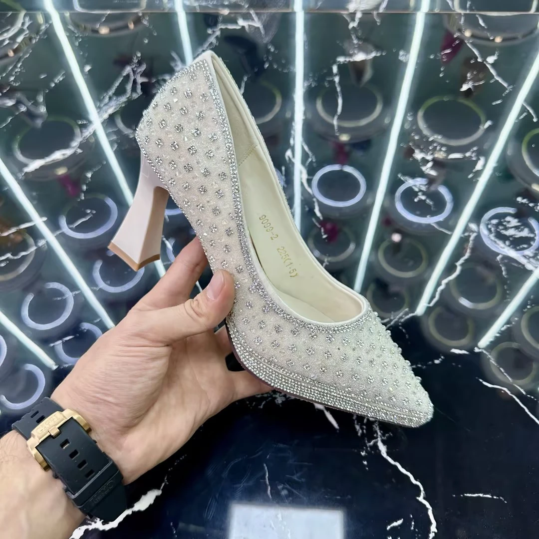 9099-2新款中跟防水台婚鞋气质时尚百搭尖头女士浅口细跟满钻