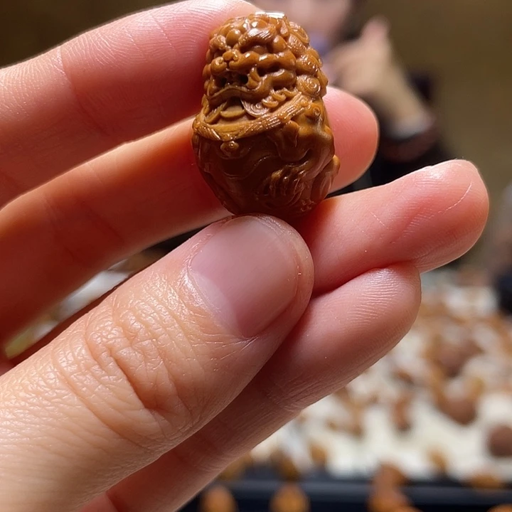 橄榄核吊坠橄榄 醒狮