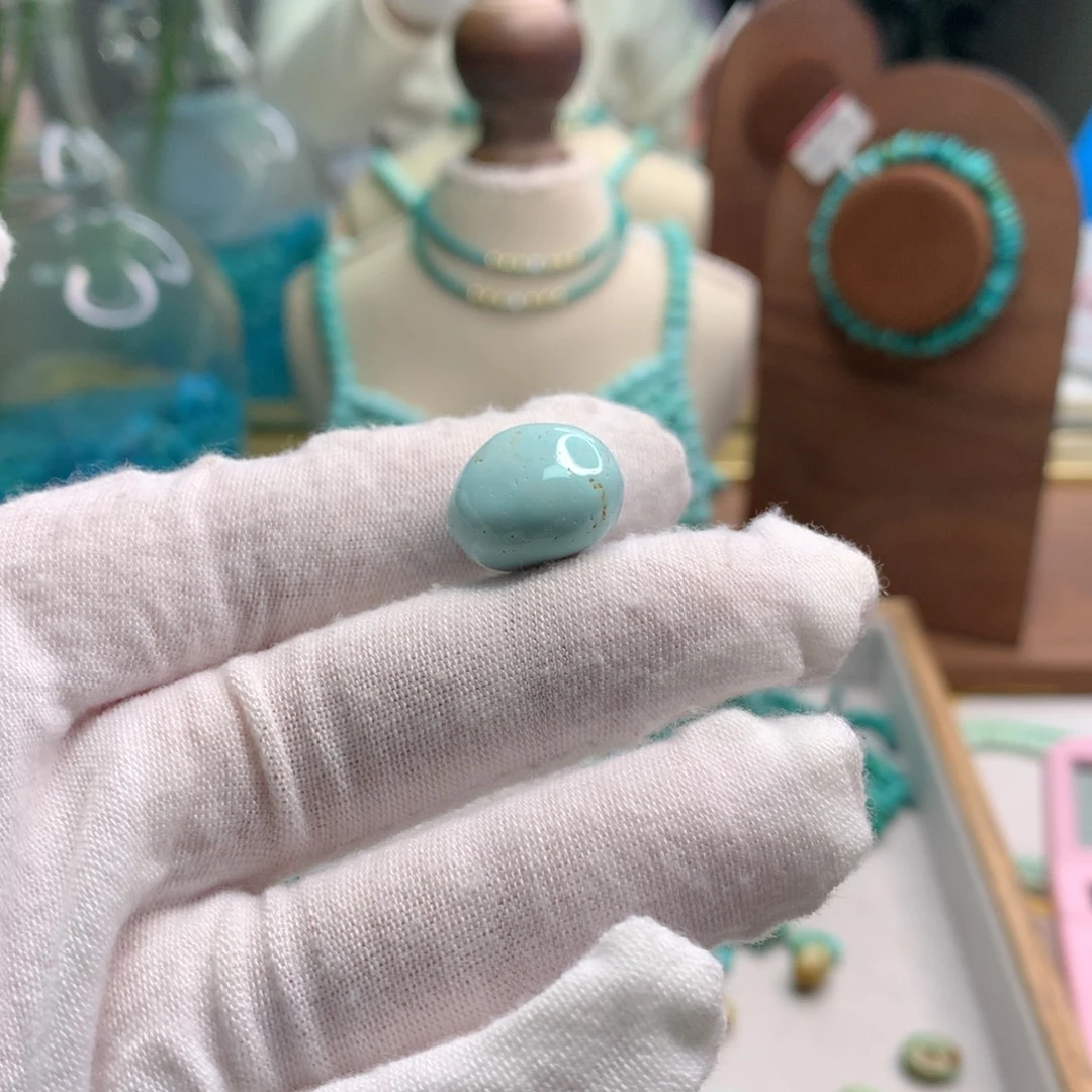 绿松石未镶嵌饰品