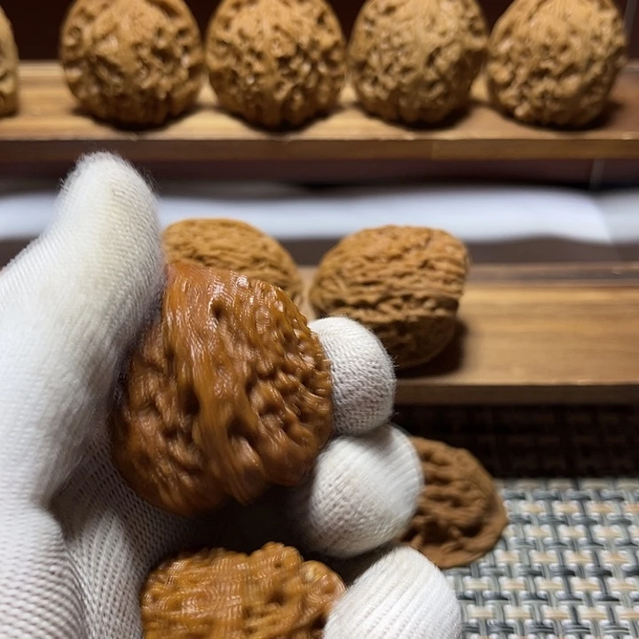 文玩核桃吊坠南疆石