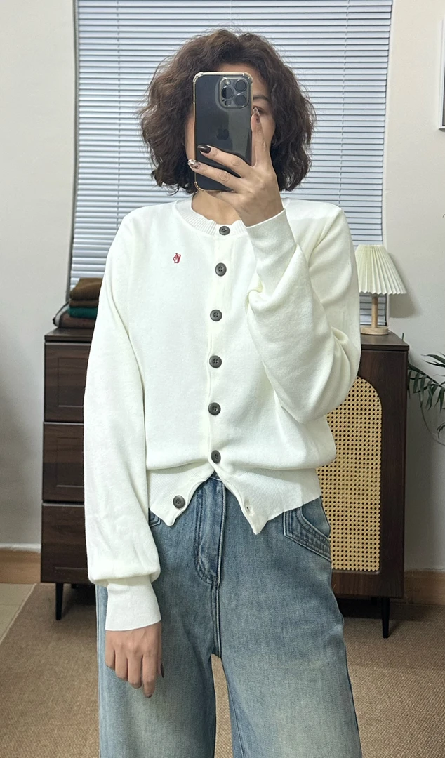 刺绣简约针织开衫长袖百搭显瘦圆领