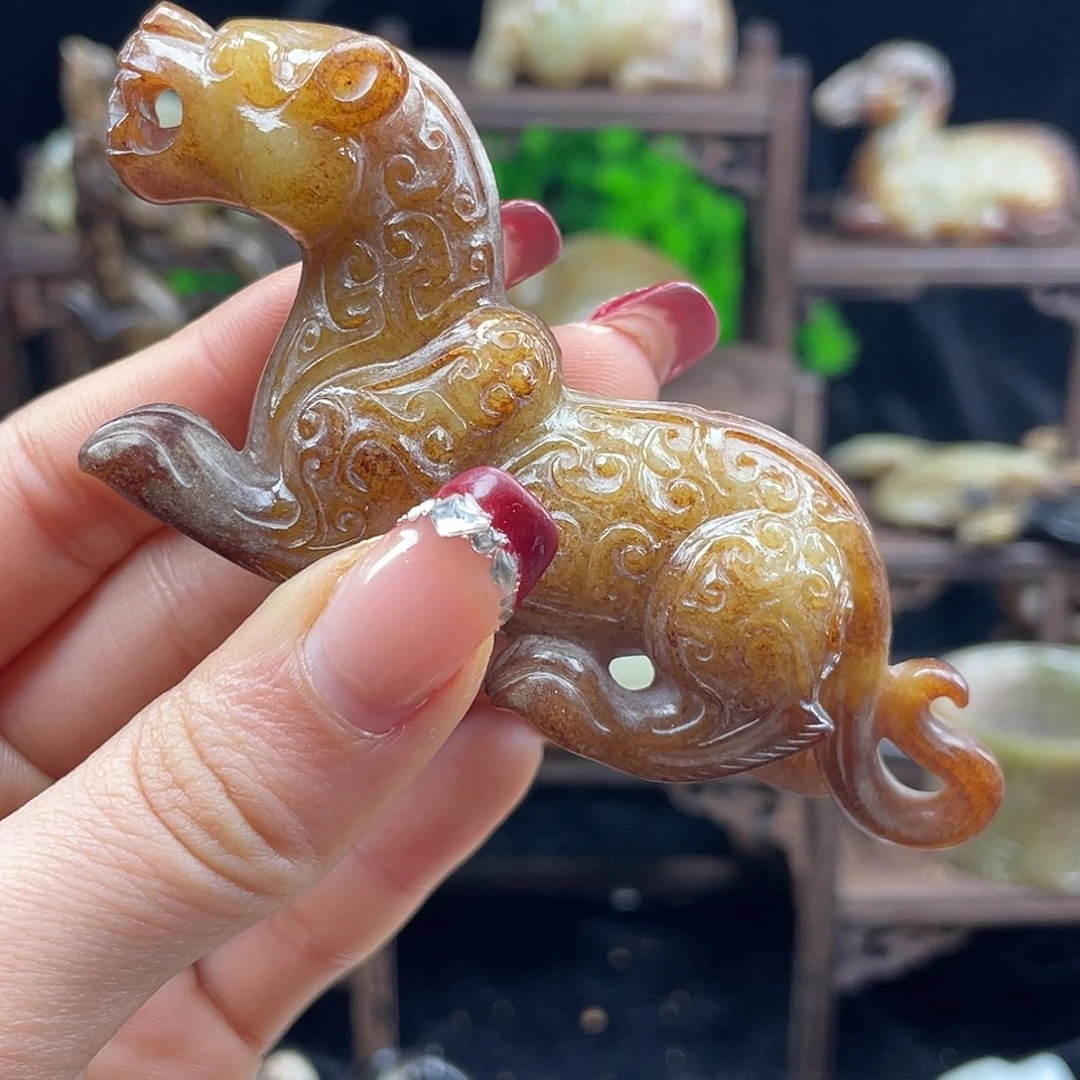 用***3和田玉未镶嵌颈饰