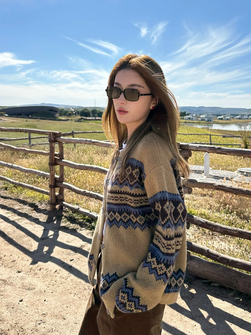 HH.CHAN"哇塞开衫"新款休闲长袖开衫毛衣HH53G37917