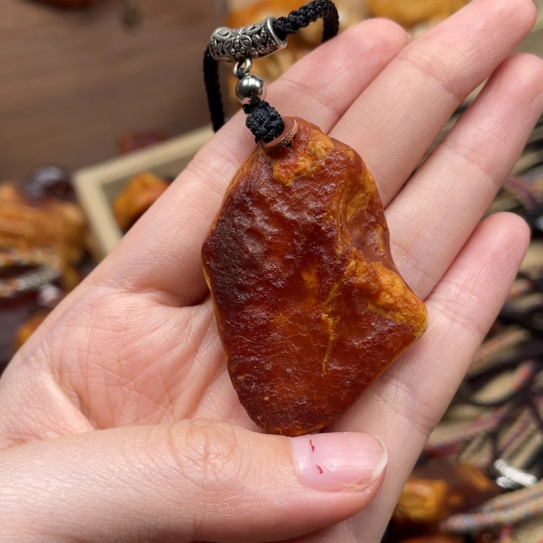 琥珀未镶嵌珠宝奇石