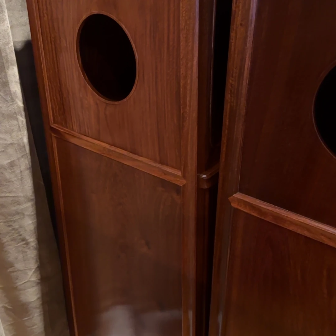 霍***崽铁啥关系更国峰小弟分