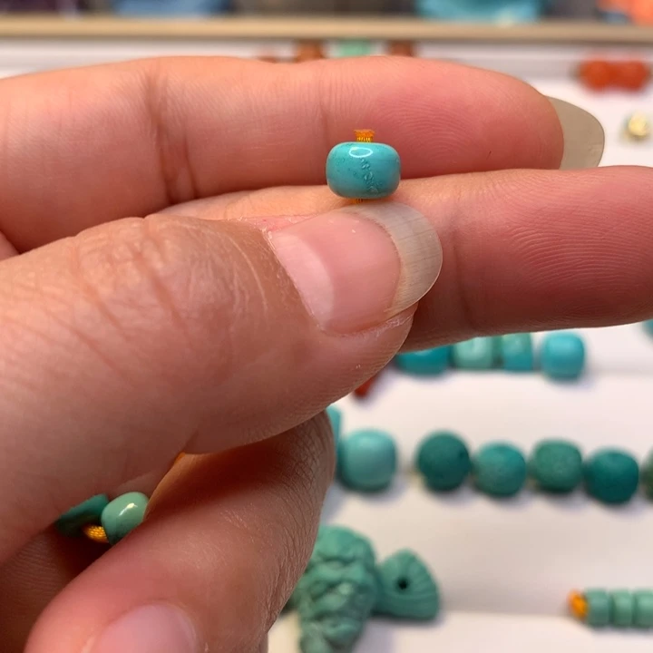 小***軒绿松石未镶嵌颈饰