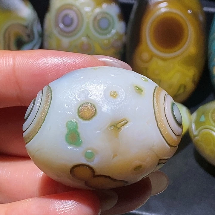 玛瑙/玉髓未镶嵌珠宝奇石2