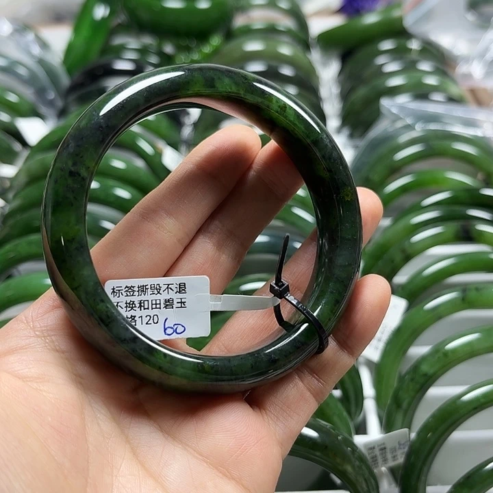 和田玉（碧玉）未镶嵌手镯正圈60