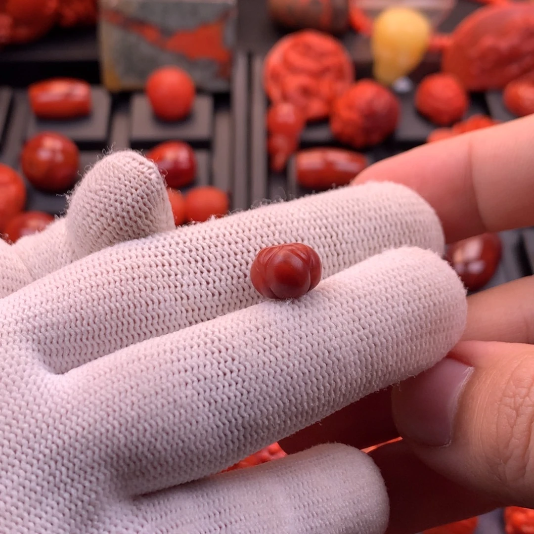 南红玛瑙未镶嵌【传仁】川料原矿妖花火焰柿柿如意10mm