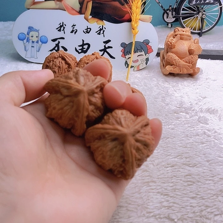 把件文玩核桃旭*三棱