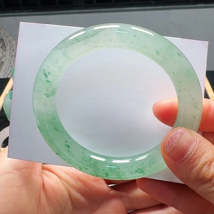 石英质玉手镯未镶嵌5354