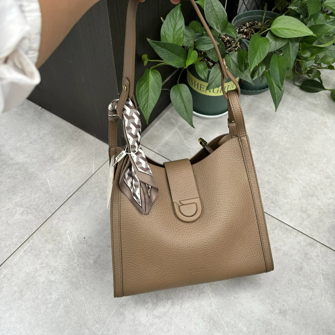 【丝巾随机】轻奢百搭高级感气质时尚斜挎女士包新品A88