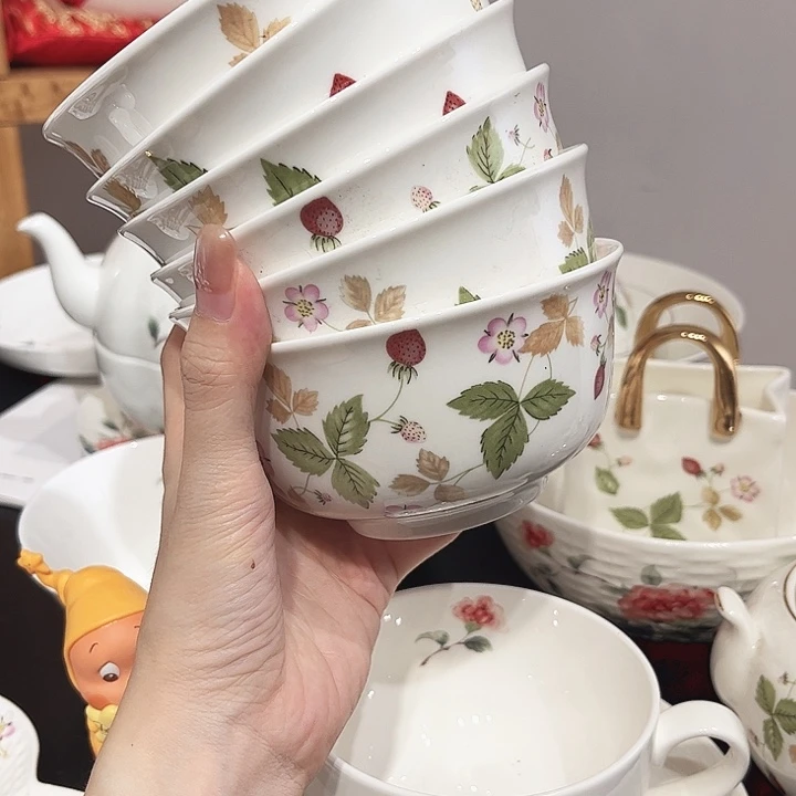 瓷片有瑕疵米碗6个4.5村