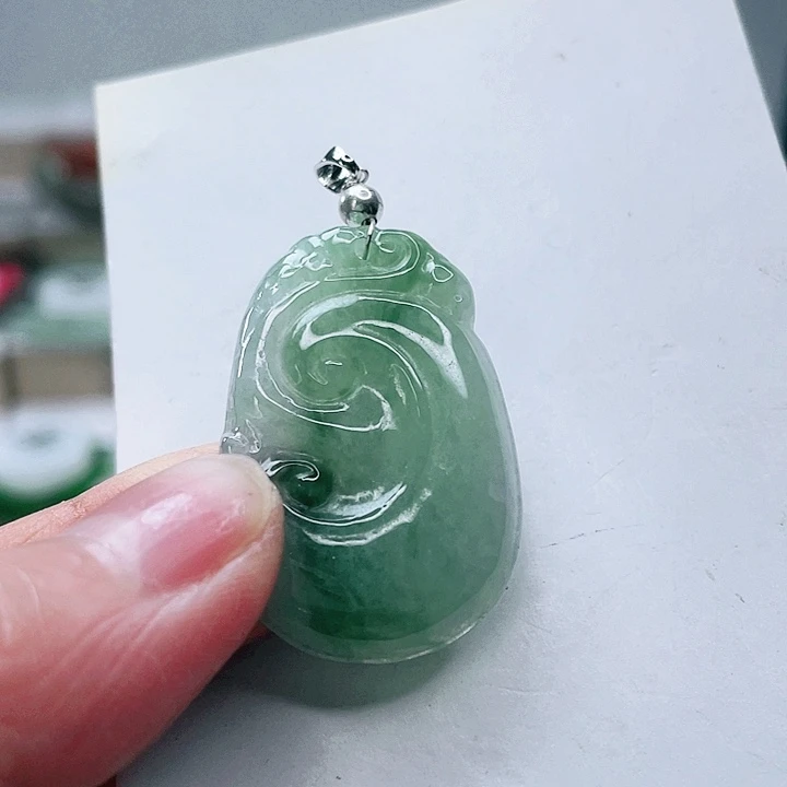 翡翠未镶嵌手链天然翡翠吊坠