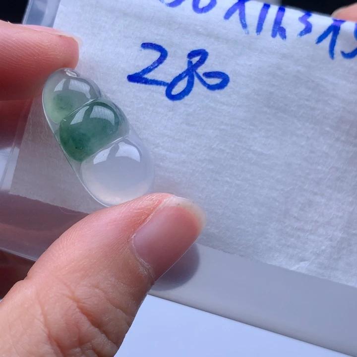 定制翡翠未镶嵌戒圈