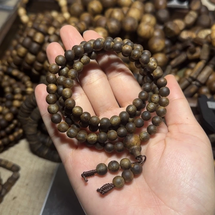 悠***暇沉香沉香碎屑0.6圆珠多16g