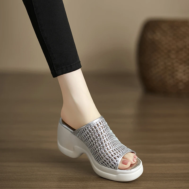 小个子手工女鞋8cm~露趾凉拖鞋外穿坡跟时尚镂空编织防水台高跟鞋