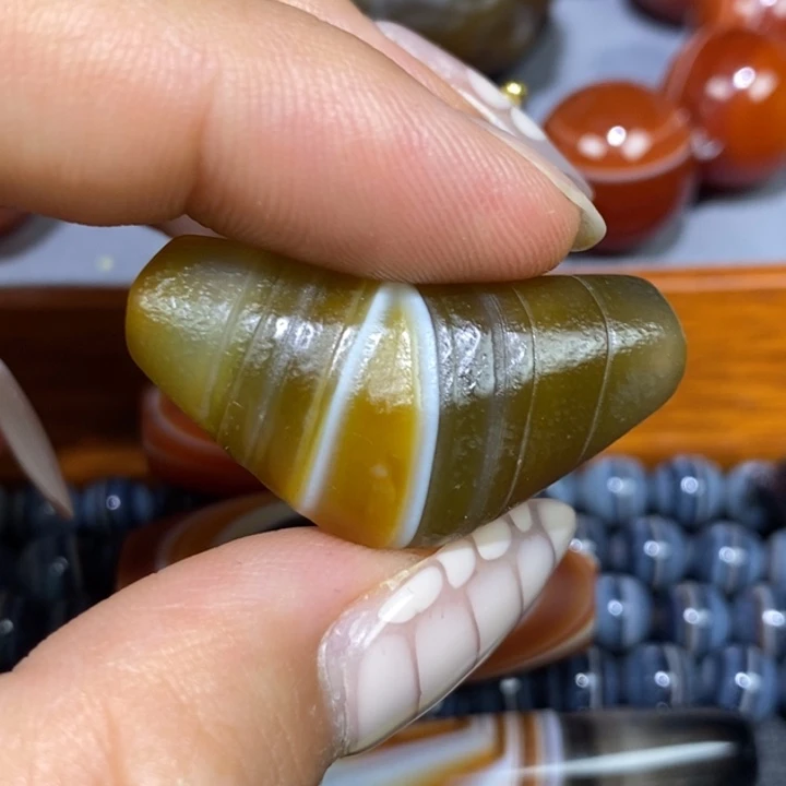 未镶嵌颈饰玛瑙/玉髓