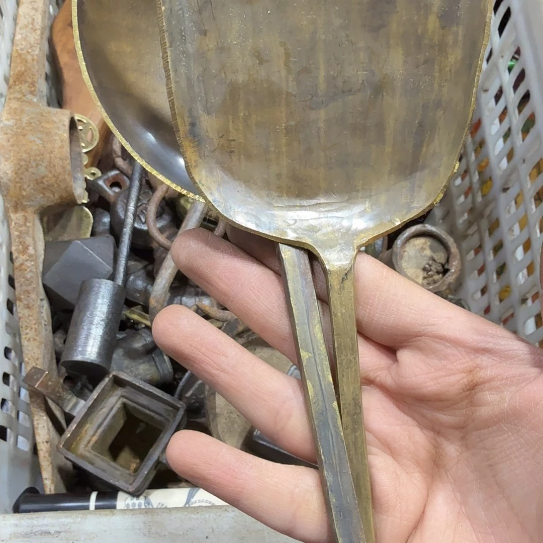 龙***湖一物一图，工艺品Z。