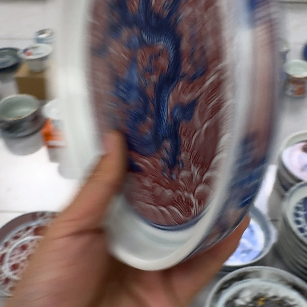 摆件釉里红海水龙大壶承微瑕