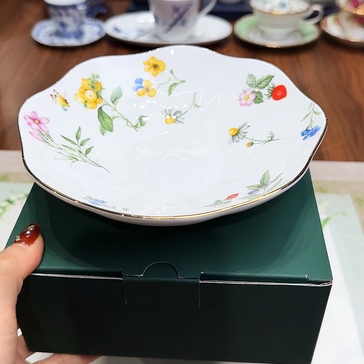 瓷片杯子杯子杯子水杯杯子水杯