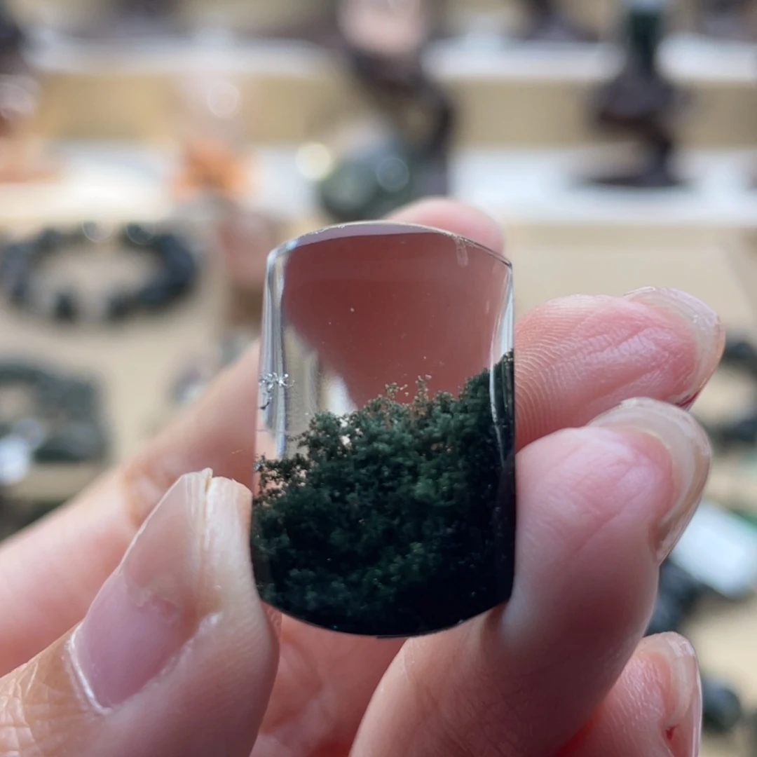 未镶嵌水晶颈饰绿幽灵吊坠