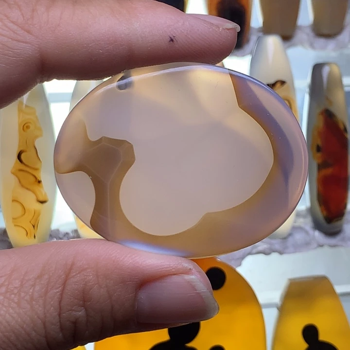 玛瑙/玉髓颈饰未镶嵌8