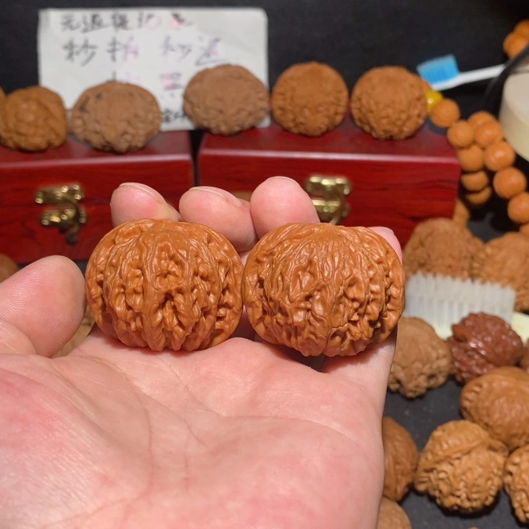 文玩核桃把件磨盘